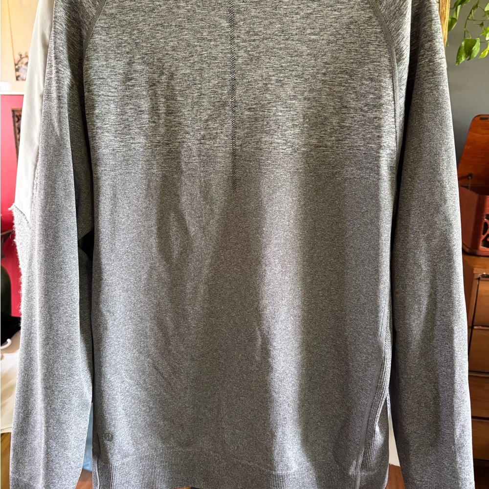 Lululemon Pulse Jacket - Picture 4 of 6